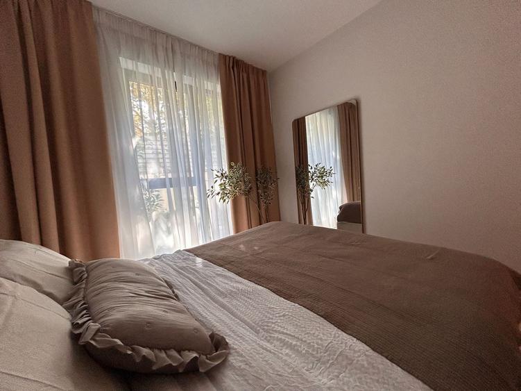 Apartament cu 2 camere semidecomandat, mobilat în P-ta Presei Libere