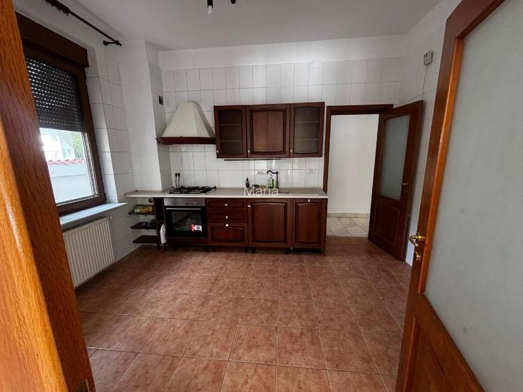 Vilă Modernă - Lux Aviației – Nordului 440 mp. 7 camere Curte 400mp.