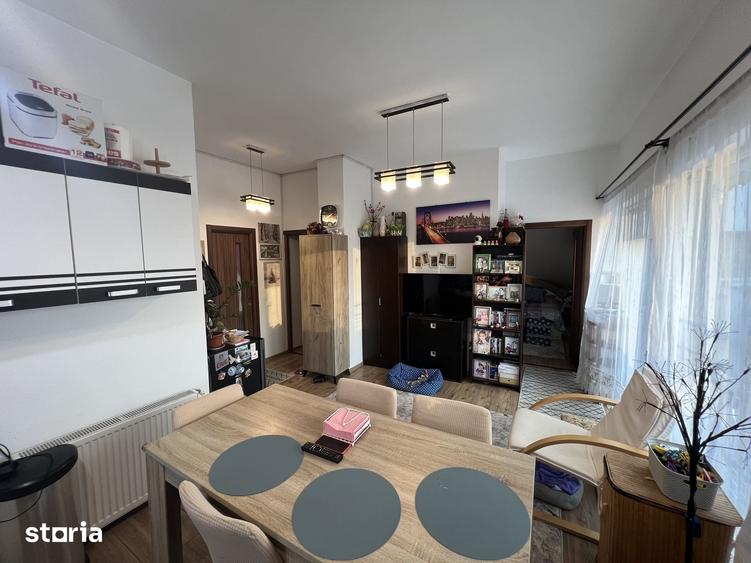 Apartament cu 3 camere în Soarelui