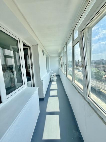 Apartament cu 2 camere semidecomandat în Grivița