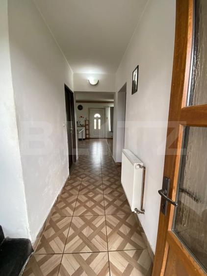 Casă individuală cu 4 camere cu Teren 1275 Mp în Seceani