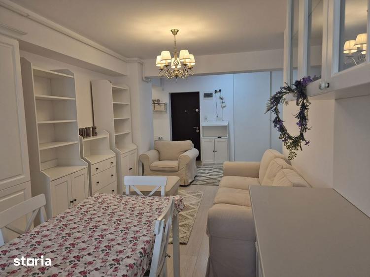 Apartament cu 3 camere în Mioriței