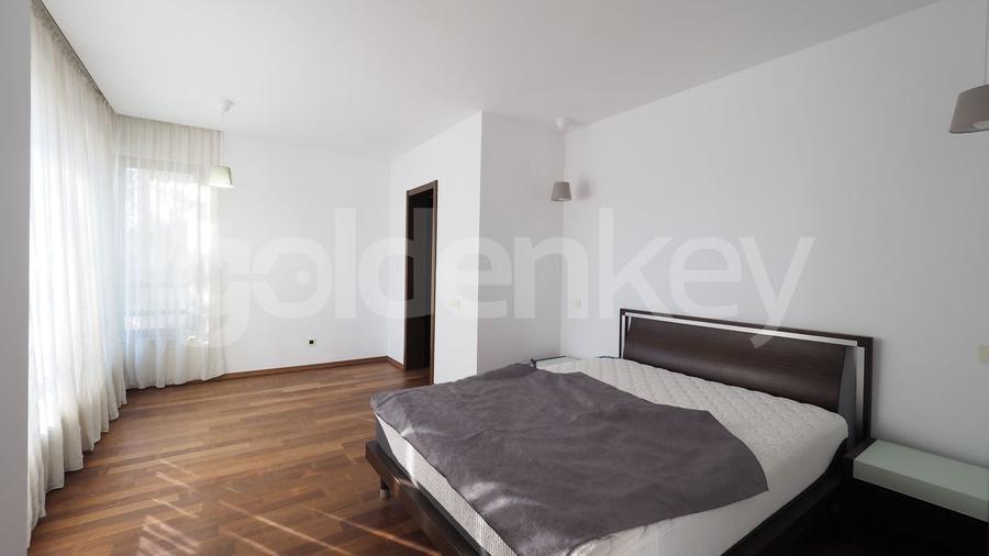 Duplex cu 5 camere cu Canalizare în Pipera