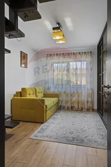 Casă cu 4 camere în Ghencea