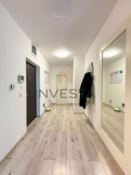 Apartament cu 4 camere semidecomandat, mobilat în Gheorgheni