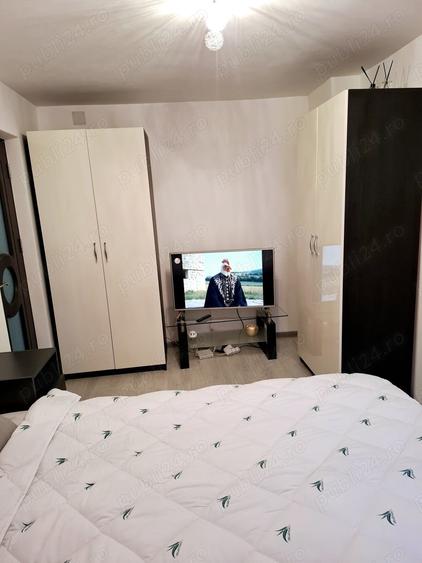 Garsonieră decomandată în Rogerius