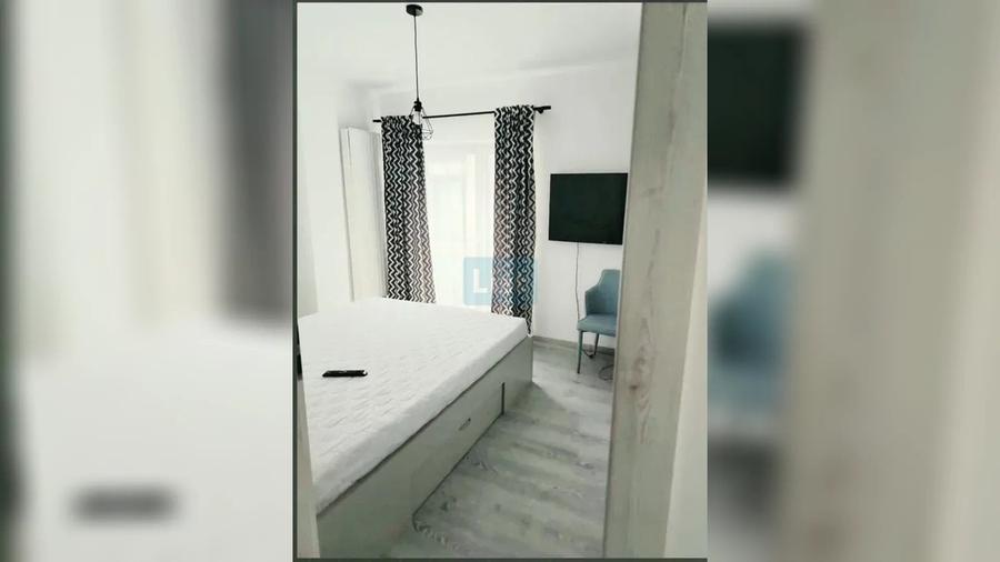 Apartament cu 3 camere semidecomandat în Borhanci