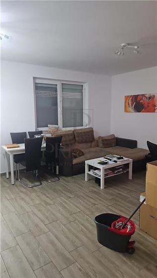 Apartament cu 2 camere semidecomandat în Giroc — fotografia 1