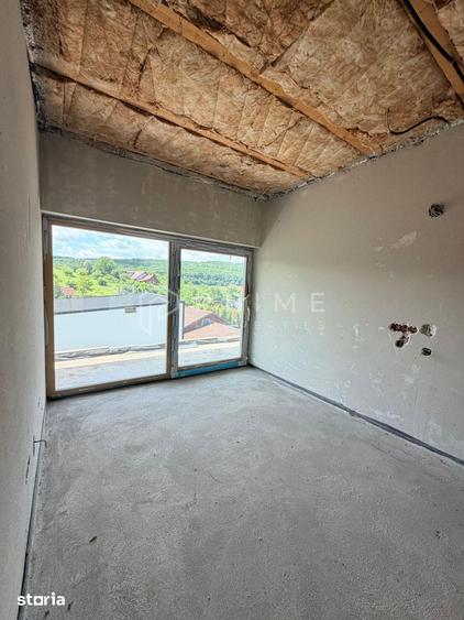 Casă cu 4 camere cu Teren 500 Mp în Corunca