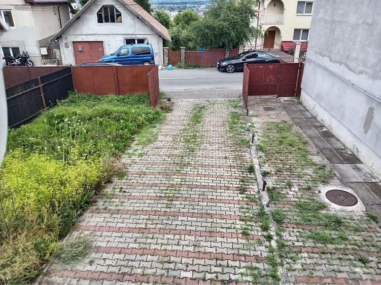 Casă cu 2 camere în Central
