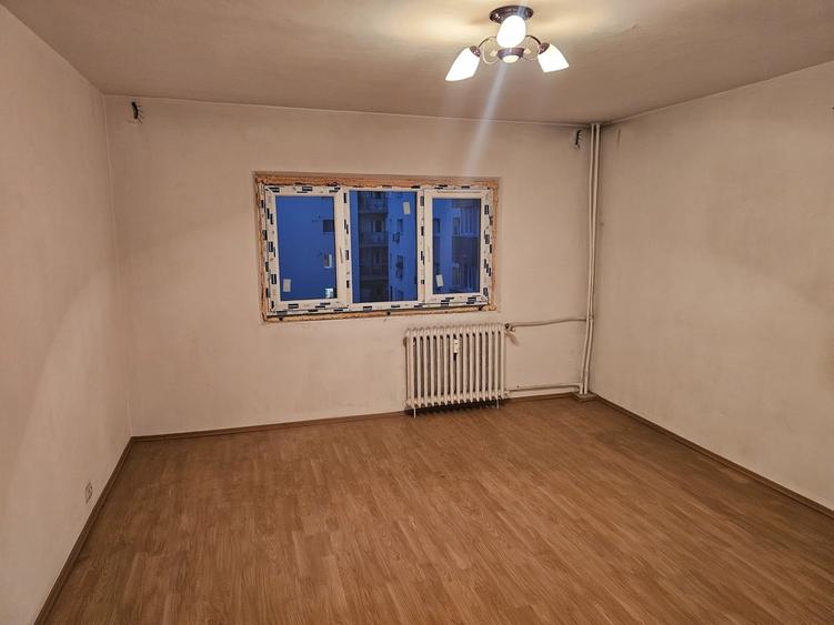 Apartament decomandat în Bucur Obor