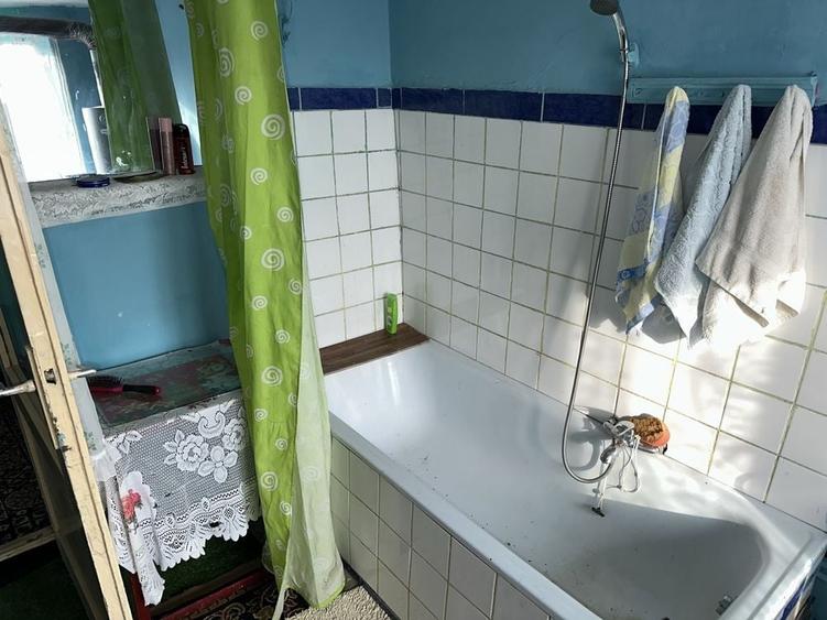 Casă cu 3 camere în Căteasca
