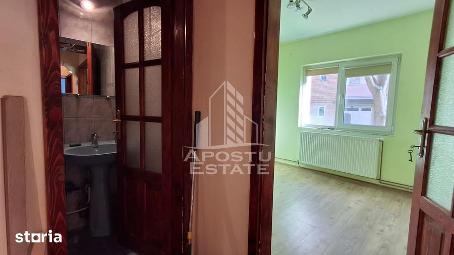 Apartament cu 3 camere în Micălaca