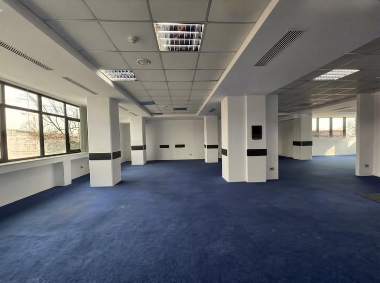 Birou, de 160 mp, în Capitol