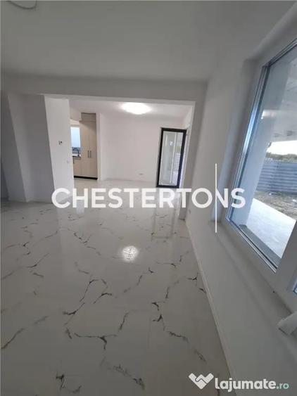 Casă cu 5 camere cu Teren 630 Mp în Corbeanca