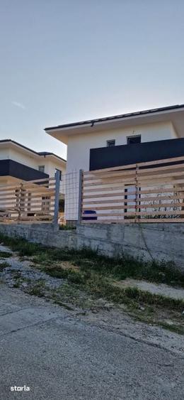 Casă cu 4 camere cu Teren 600 Mp în Banat