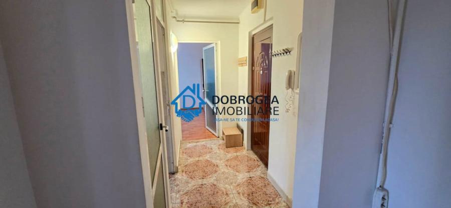 Apartament cu 2 camere decomandat în Păcii