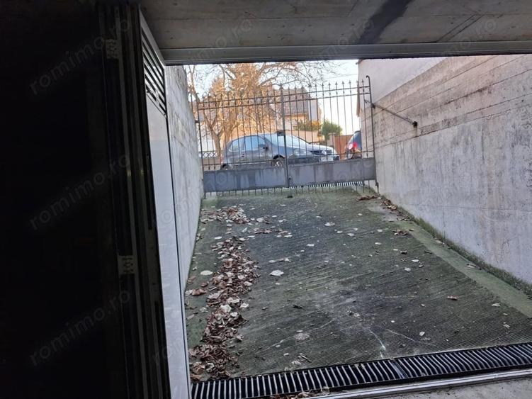 Casă cu Teren 437 Mp în Titulescu