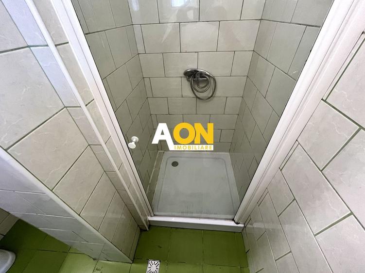 Garsonieră semidecomandată, mobilată în Cetate