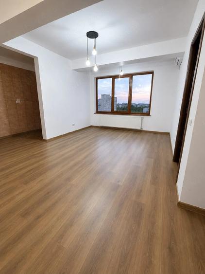 Spațiu comercial, de 60 mp, în Central