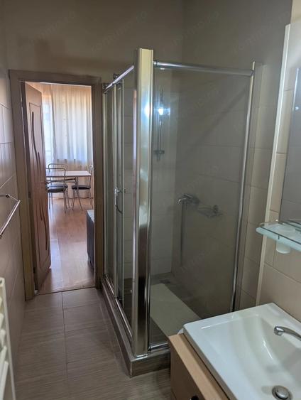 Apartament cu 3 camere decomandat în UTA