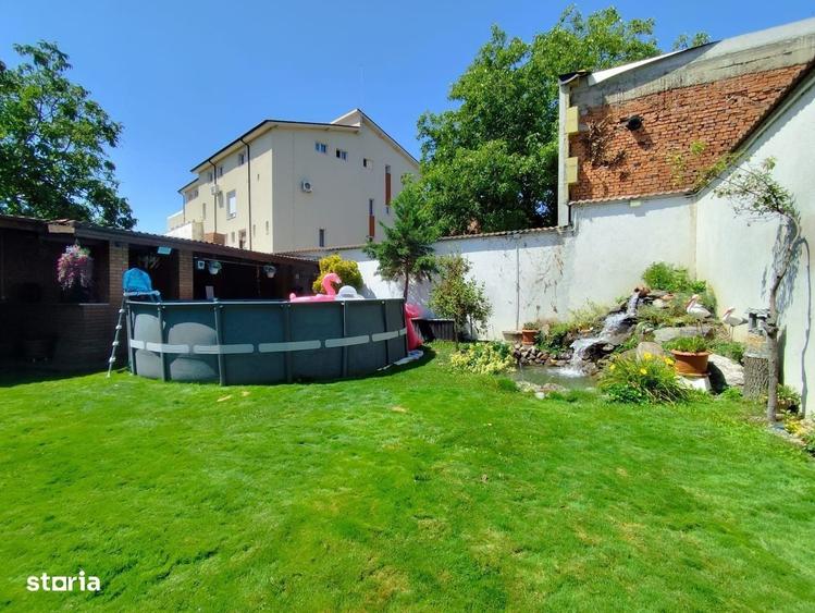 Casă cu 4 camere în Calea Clujului