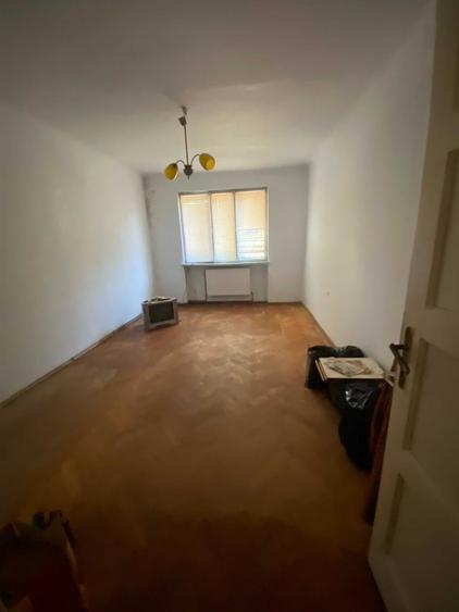 Apartement de vanzare Onesti 2 camere decomandat Quartal - 4