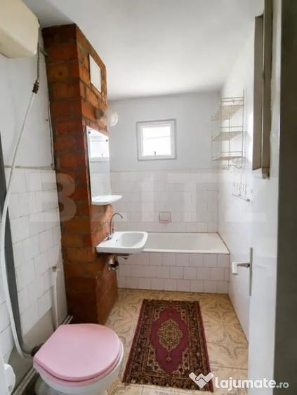 Garsonieră decomandată în Micro 15