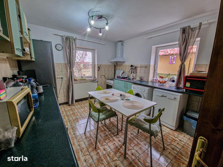 CASA INDIVIDUALA, loca?ie lini?tita ?i prestigioasa, Timisoara - 1
