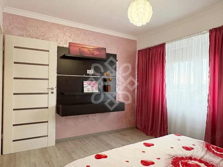 Apartament cu 3 camere decomandat în Nufărul
