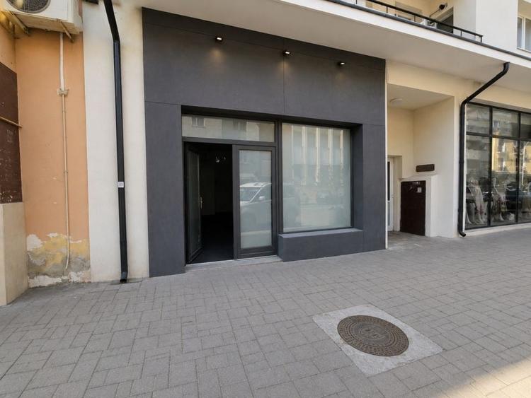 Spațiu comercial, de 52 mp, în Central