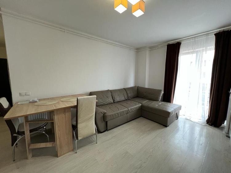 Apartament cu 2 camere decomandat în Florești