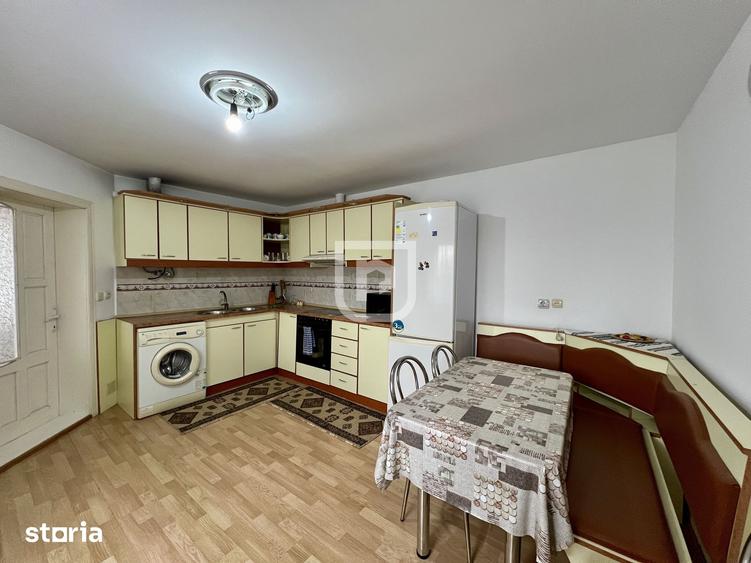 Casa de vacanta spatioasa de vanzare 6 dormitoare in Gura Humorului - 7