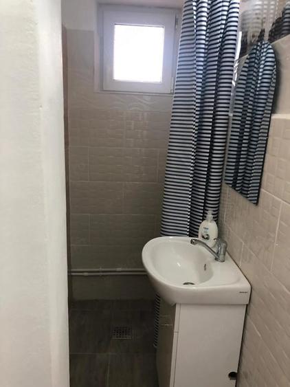 Garsonieră decomandată în Cetate