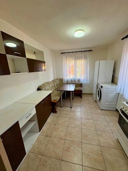 Apartament cu 2 camere decomandat în Buziașului