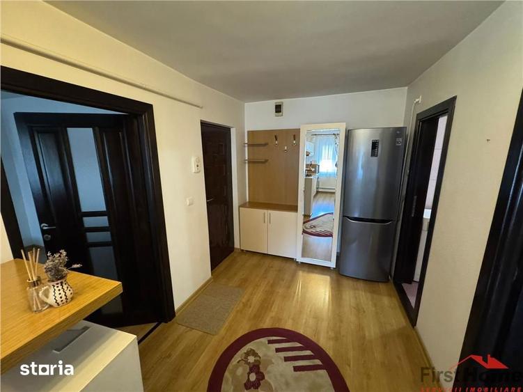 Apartament cu 2 camere, mobilat în Central