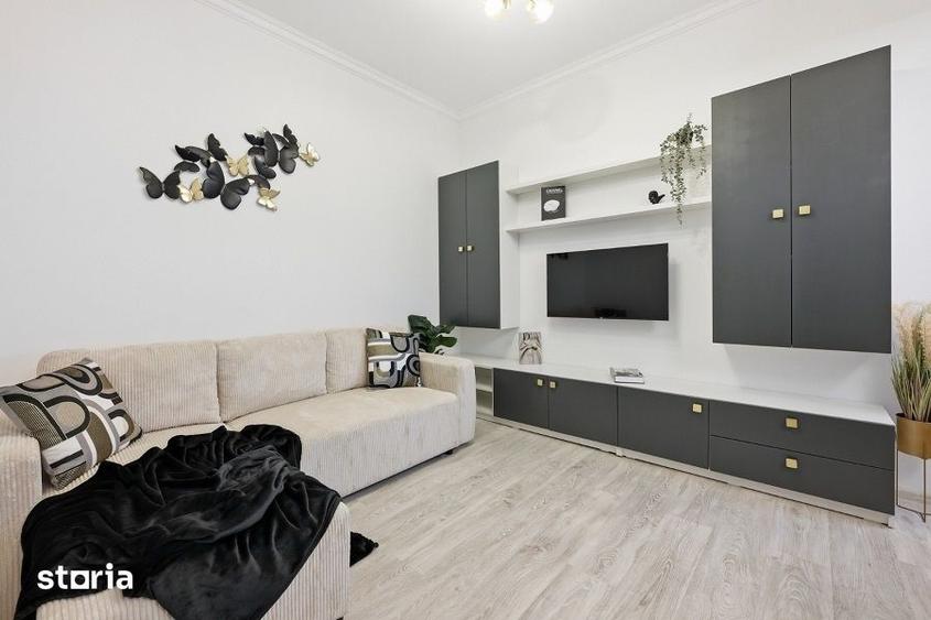 Apartament cu 2 camere semidecomandat în Podu Roș