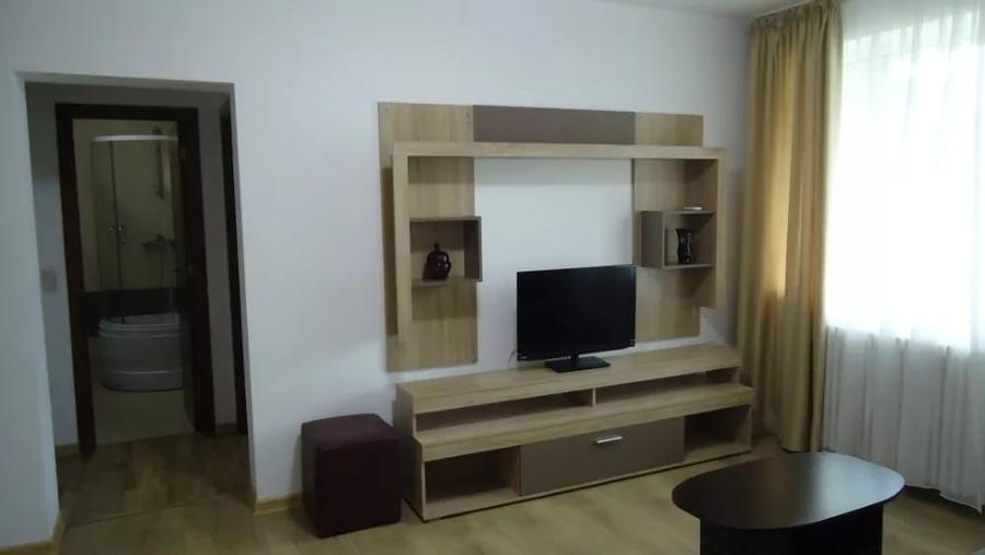 Apartament cu 2 camere semidecomandat în Tomis I