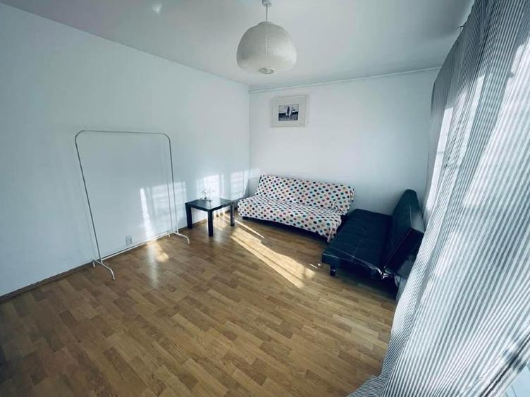 Apartament cu 2 camere decomandat în Berceni