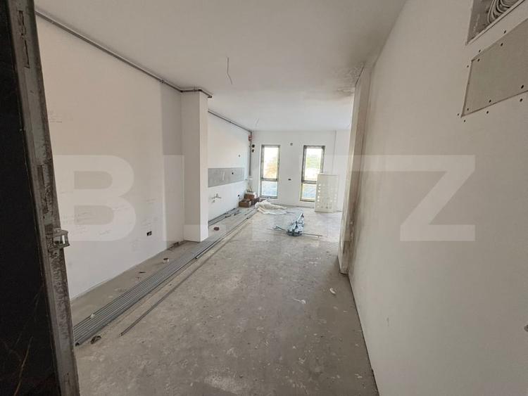 Apartament cu 2 camere semidecomandat în Torontalului