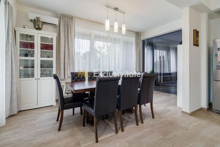 Casă cu 5 camere cu Teren 1537 Mp în Cornetu