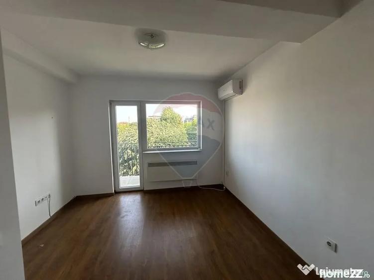 Spațiu comercial, de 45 mp, în Central