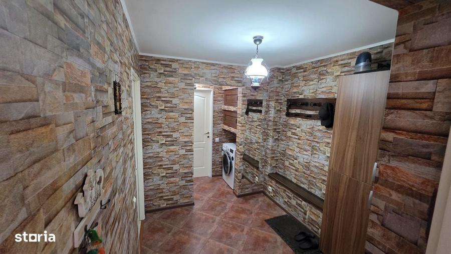 Apartament cu 2 camere în Triaj
