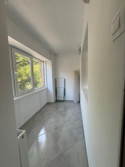 Apartament cu 3 camere decomandat în Militari