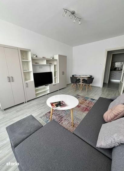 Apartament cu 2 camere decomandat în Ștrand