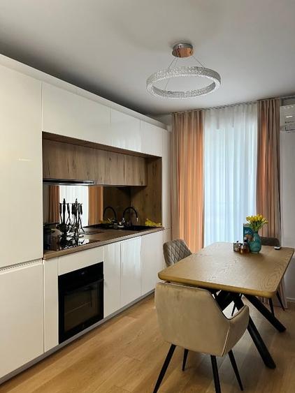 Apartament cu 3 camere decomandat, mobilat în Păcurari