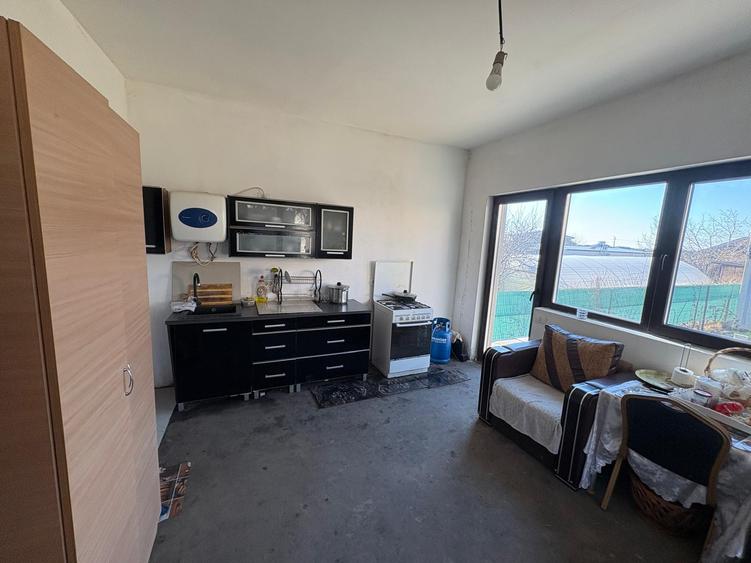 Duplex cu 5 camere cu Teren 300 Mp în Jilava