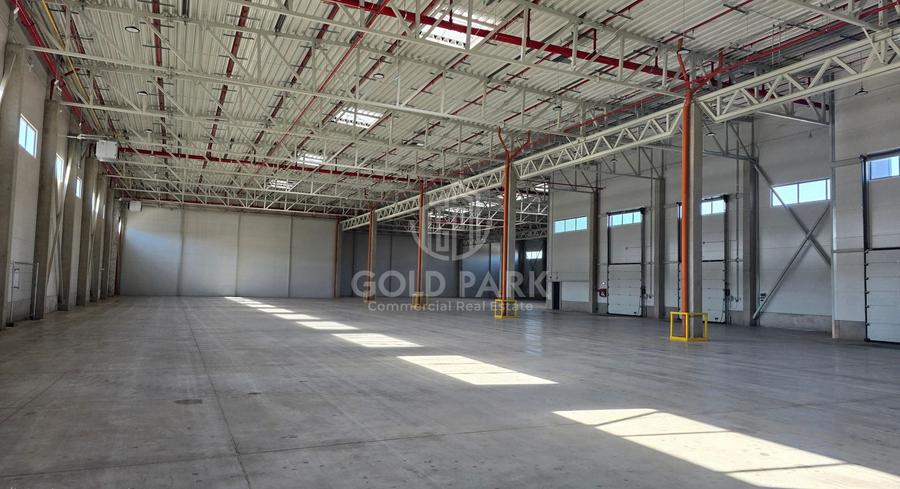 Spațiu industrial, de 1,000 mp, în Gilău