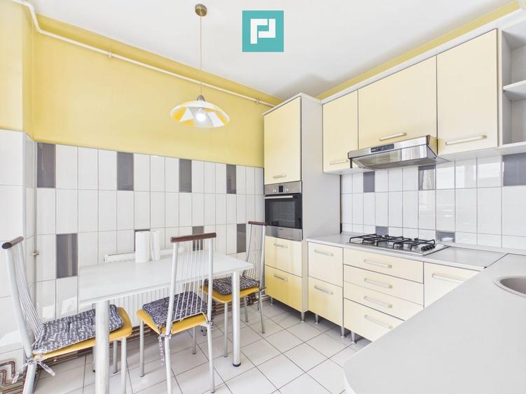 Apartament cu 3 camere decomandat în Aurel Vlaicu