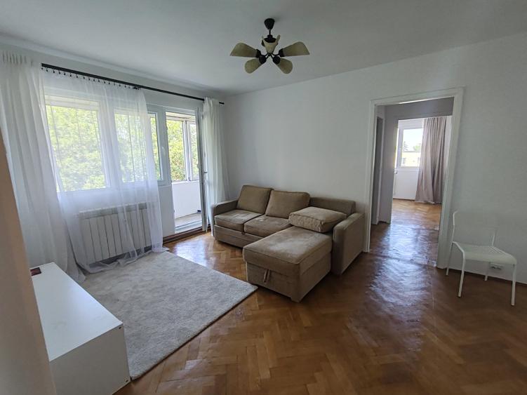 Apartament cu 2 camere semidecomandat în Gemenii